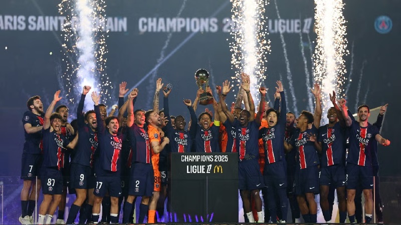 Nền tảng hỗ trợ cập nhật kho liệu lịch sử phong phú